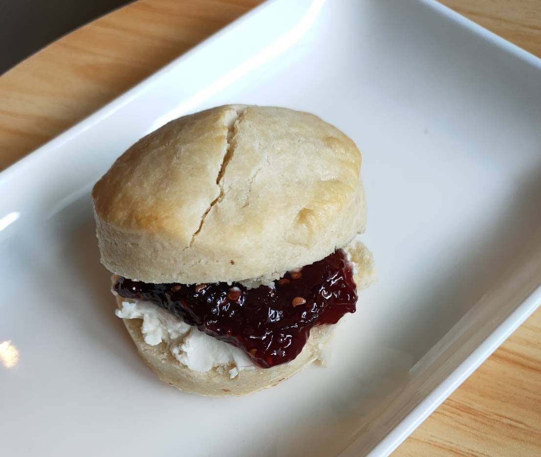 Butter scone at MonAmi Cafe Bangrak