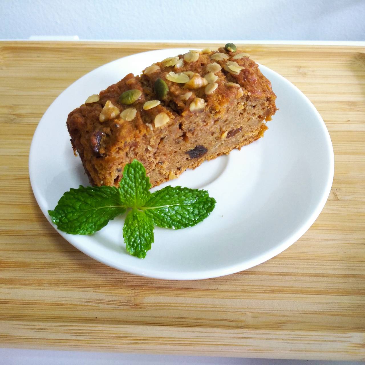 Carrot cake dairy free at MonAmi Cafe Bangrak