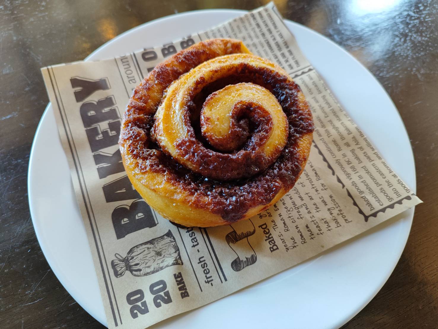 Cinnamon roll at MonAmi bakery in Koh Samui