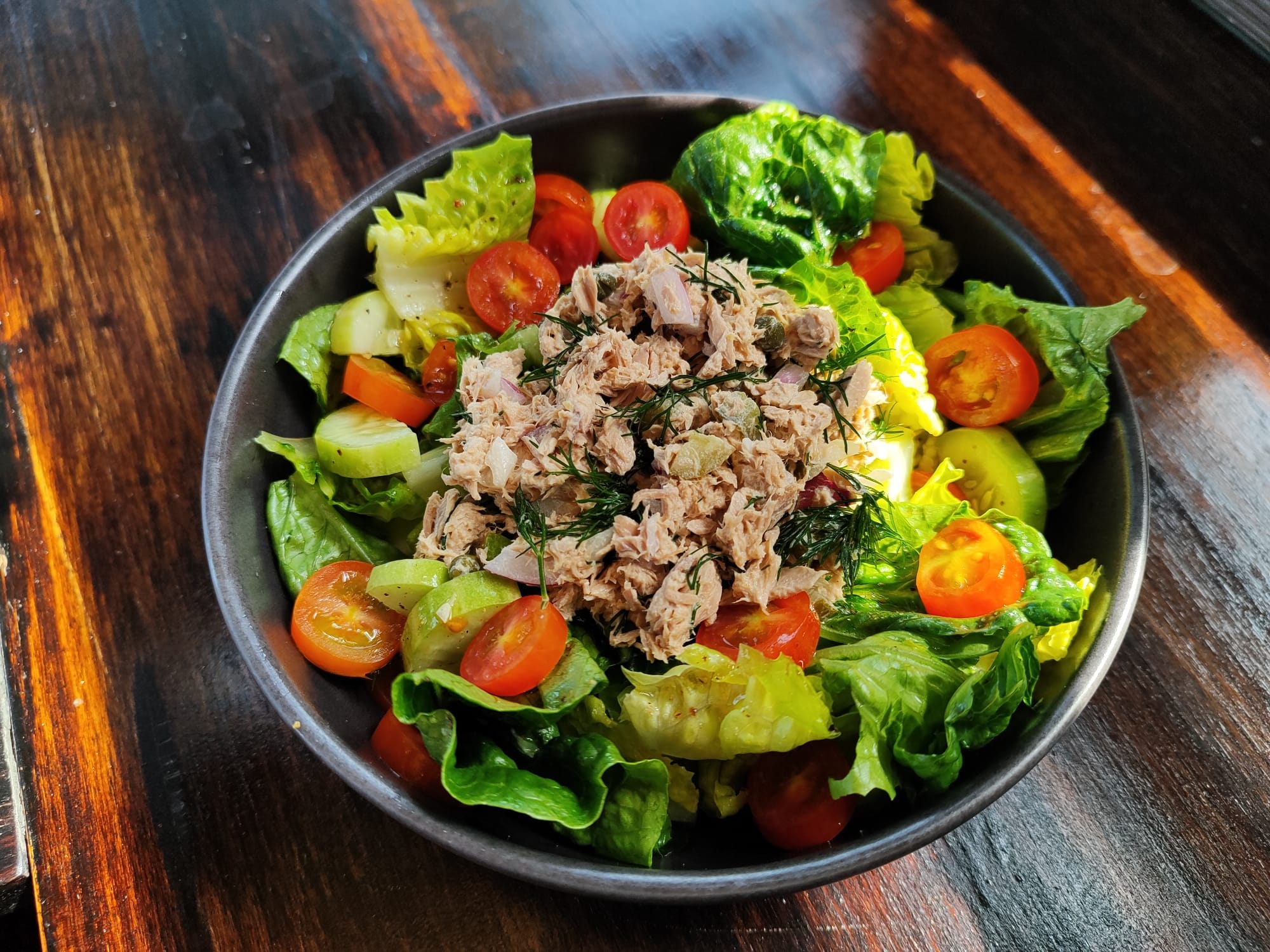 Tuna salad at MonAmi Café Koh Samui